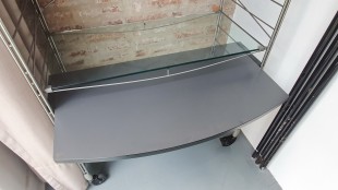 Estantería cromada
