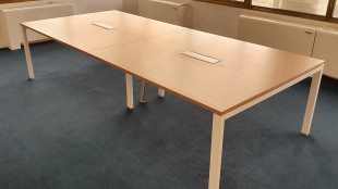 Mesa de reuniones
