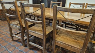 8 sillas de madera